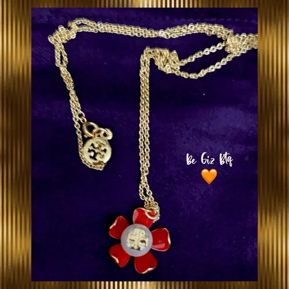 🔥🔥Authentic Designer Necklace At Awesome Prices To Buy Now & Save Price Firm